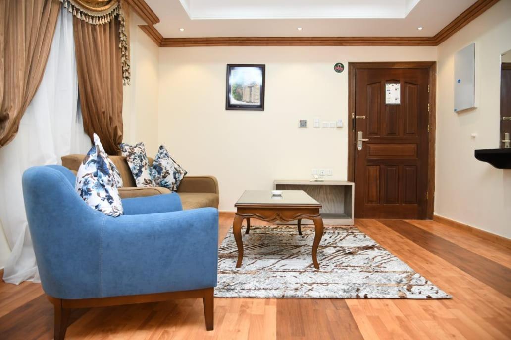 Diva Hotel Suites Джеда Екстериор снимка