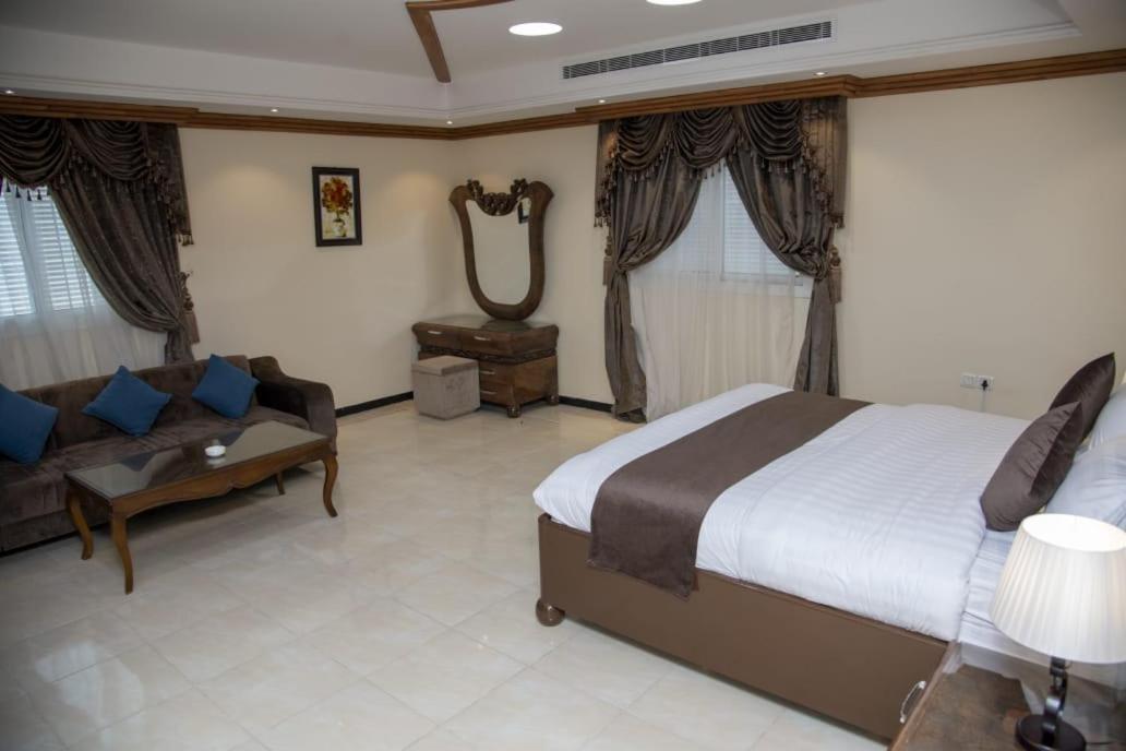 Diva Hotel Suites Джеда Екстериор снимка