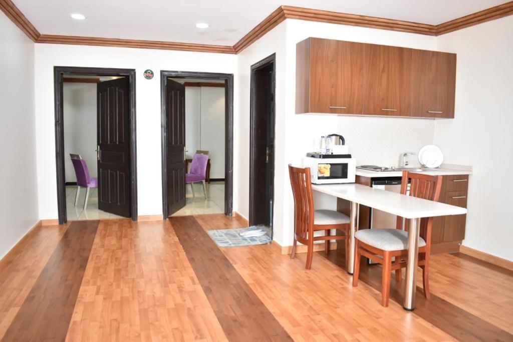 Diva Hotel Suites Джеда Екстериор снимка